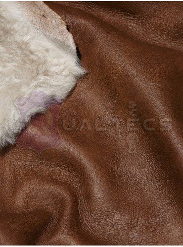 Tanned material fur for sheepskin coats Merino Sheepskin | Color: Red | fur Color: White Tanned material fur for sheepskin coats Merino Sheepskin | Color: Red | fur Color: White
